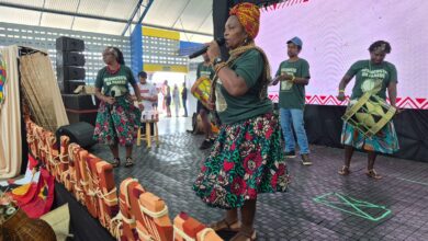 Representantes de comunidades quilombolas participam da programação no Quilombo Cruz da Menina, em Dona Inês.
