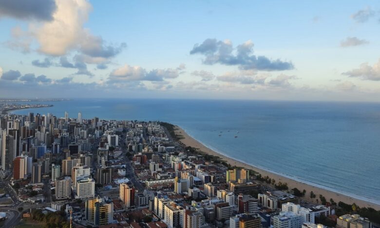 Edifícios em João Pessoa representam crescimento do mercado imobiliário da capital